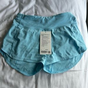 SPEED UP SHORT IN BLUE CHILL
